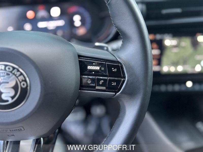 Alfa Romeo Junior Junior 1.2 136 CV Hybrid eDCT6 Speciale