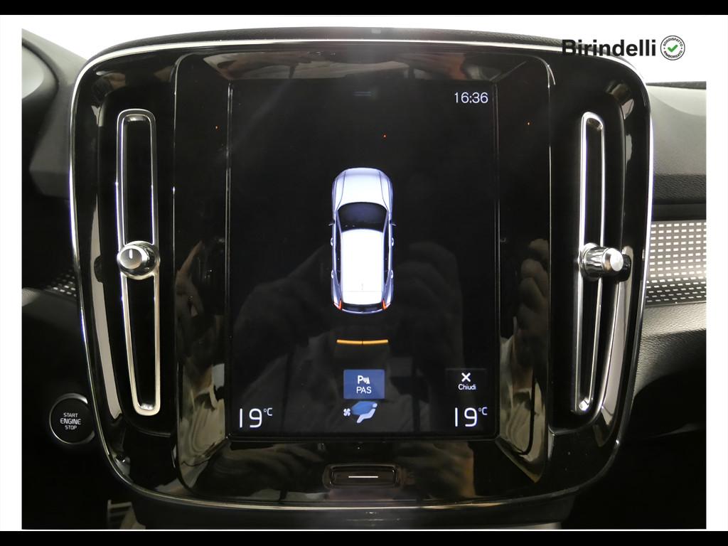 VOLVO XC40 (2017-->) - XC40 T4 Geartronic R-design