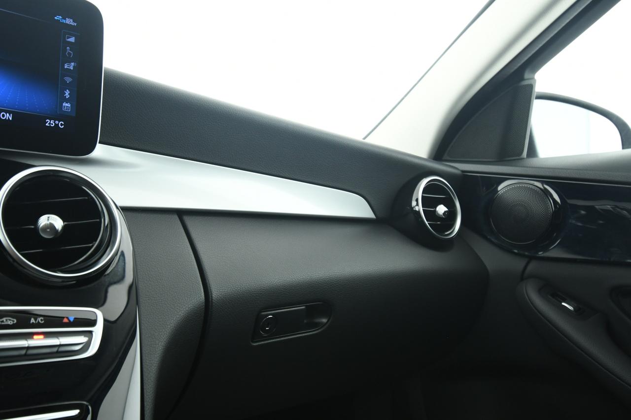 Mercedes-Benz C SW 300 de eq-power Business Extra auto CAMERA+ACC+FULL LED