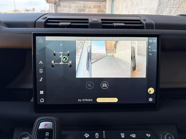 LAND ROVER Defender 90 3.0D I6 200 CV AWD Auto ''TOTAL BLACK''