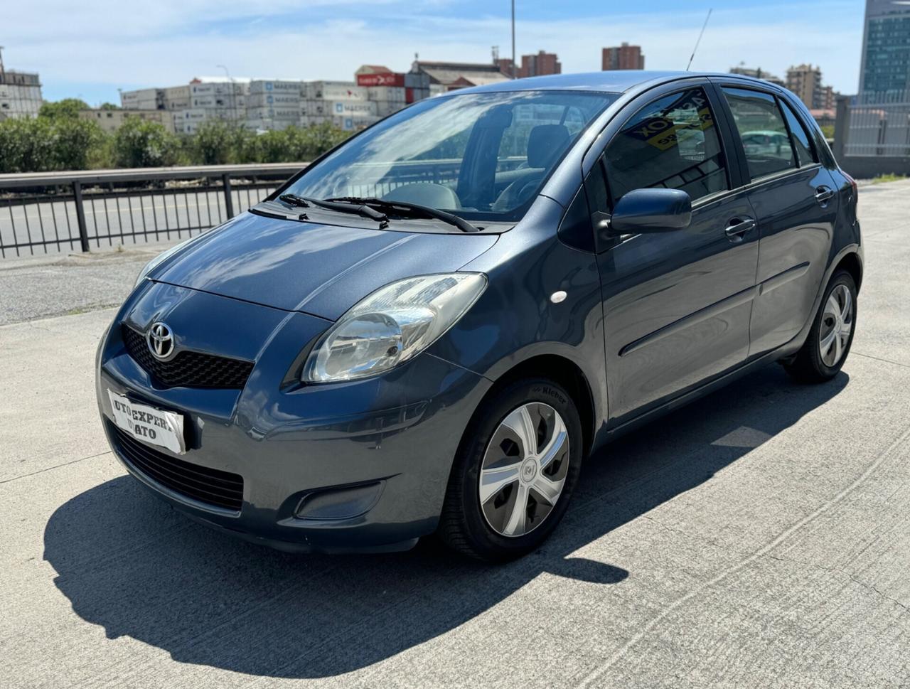 Toyota Yaris 1.3 5 porte 2009 neopatentati