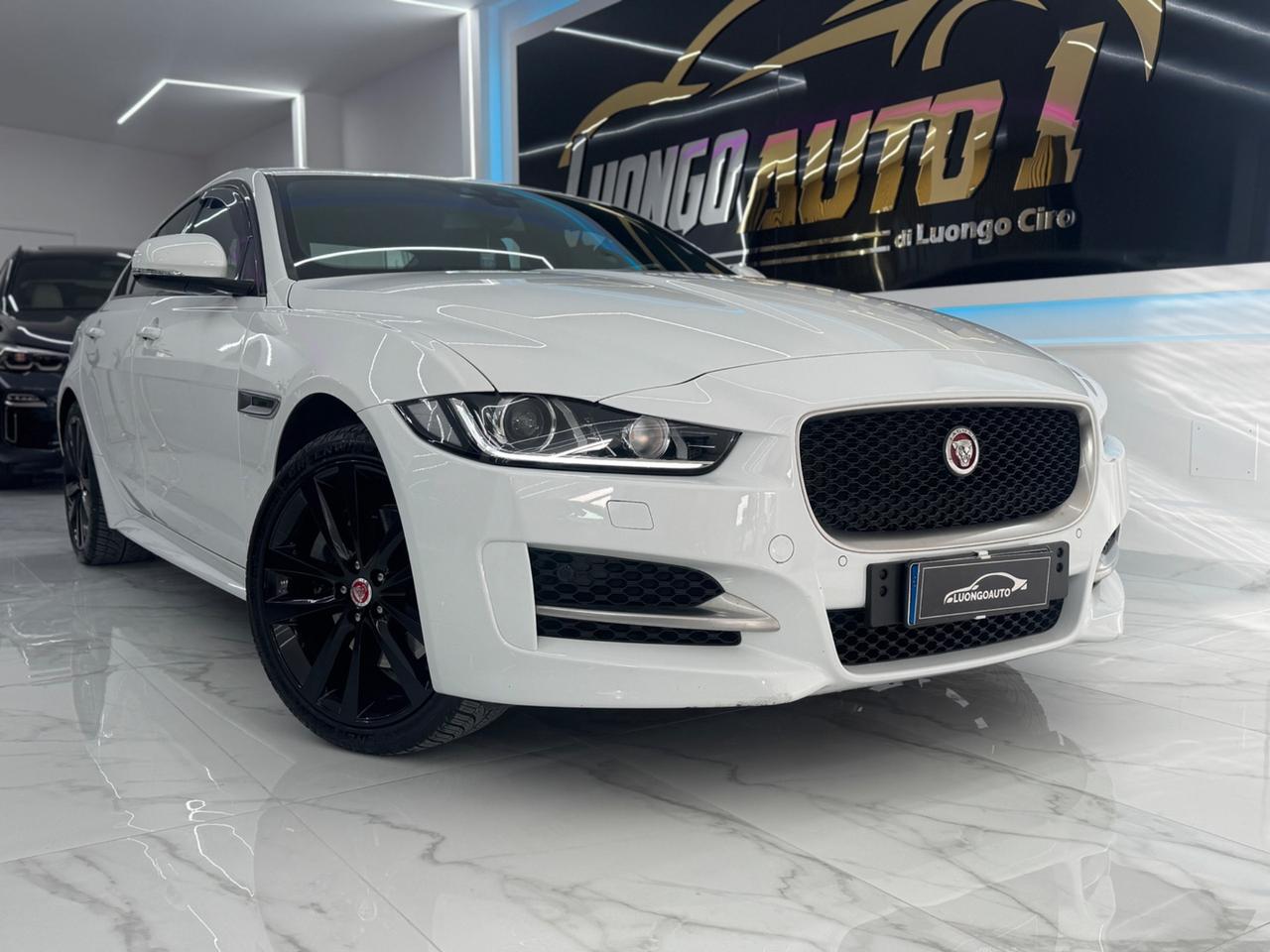 Jaguar XE 2.0 D 240 CV AWD aut. R-Sport
