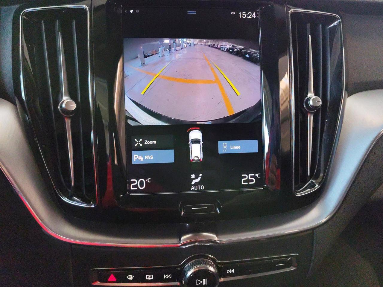 Volvo XC60 2.0 b4 Momentum awd