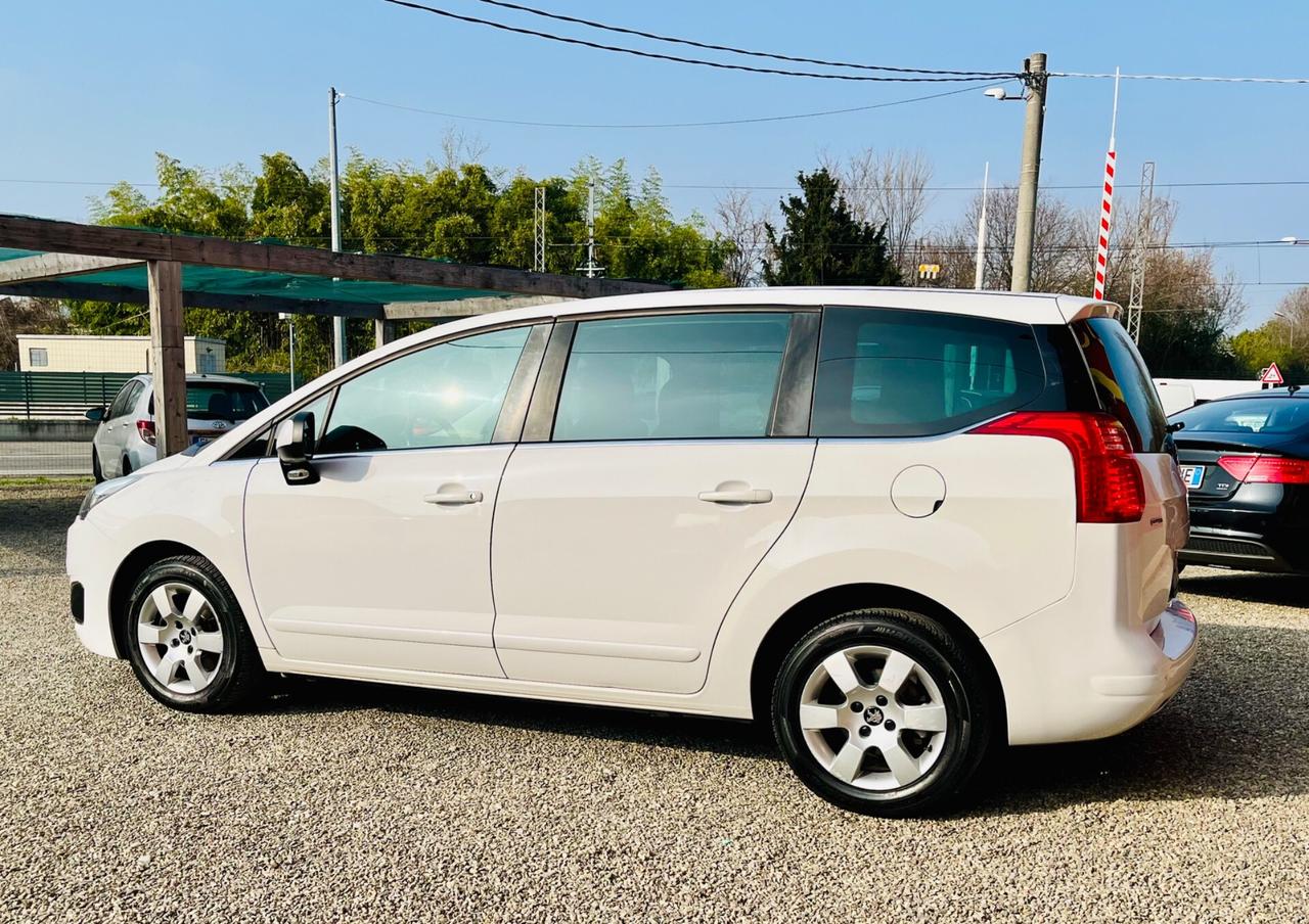 Peugeot 5008 BlueHDi 120 S&S Allure