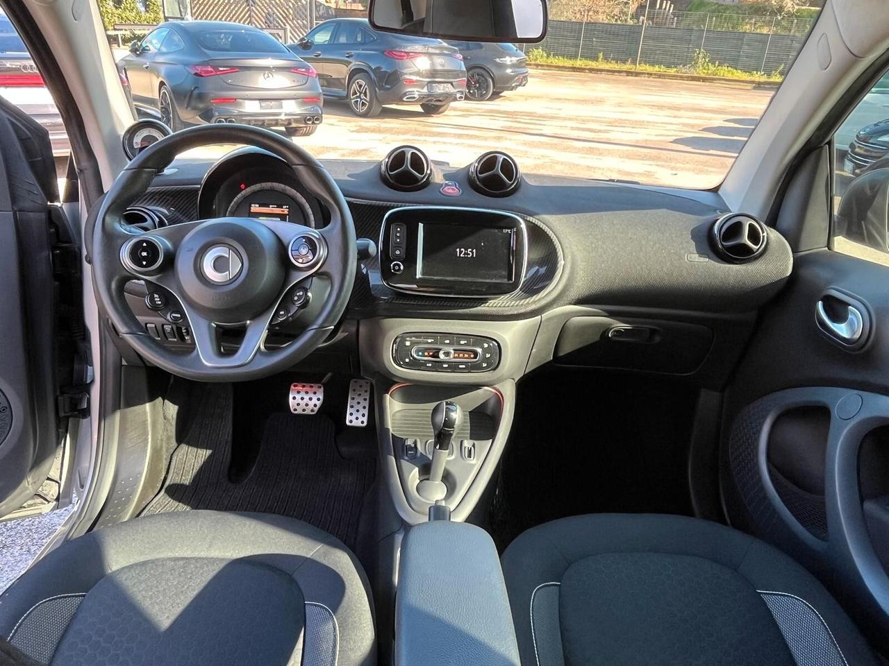 Smart ForTwo EQ Ushuaïa brabus PROMO