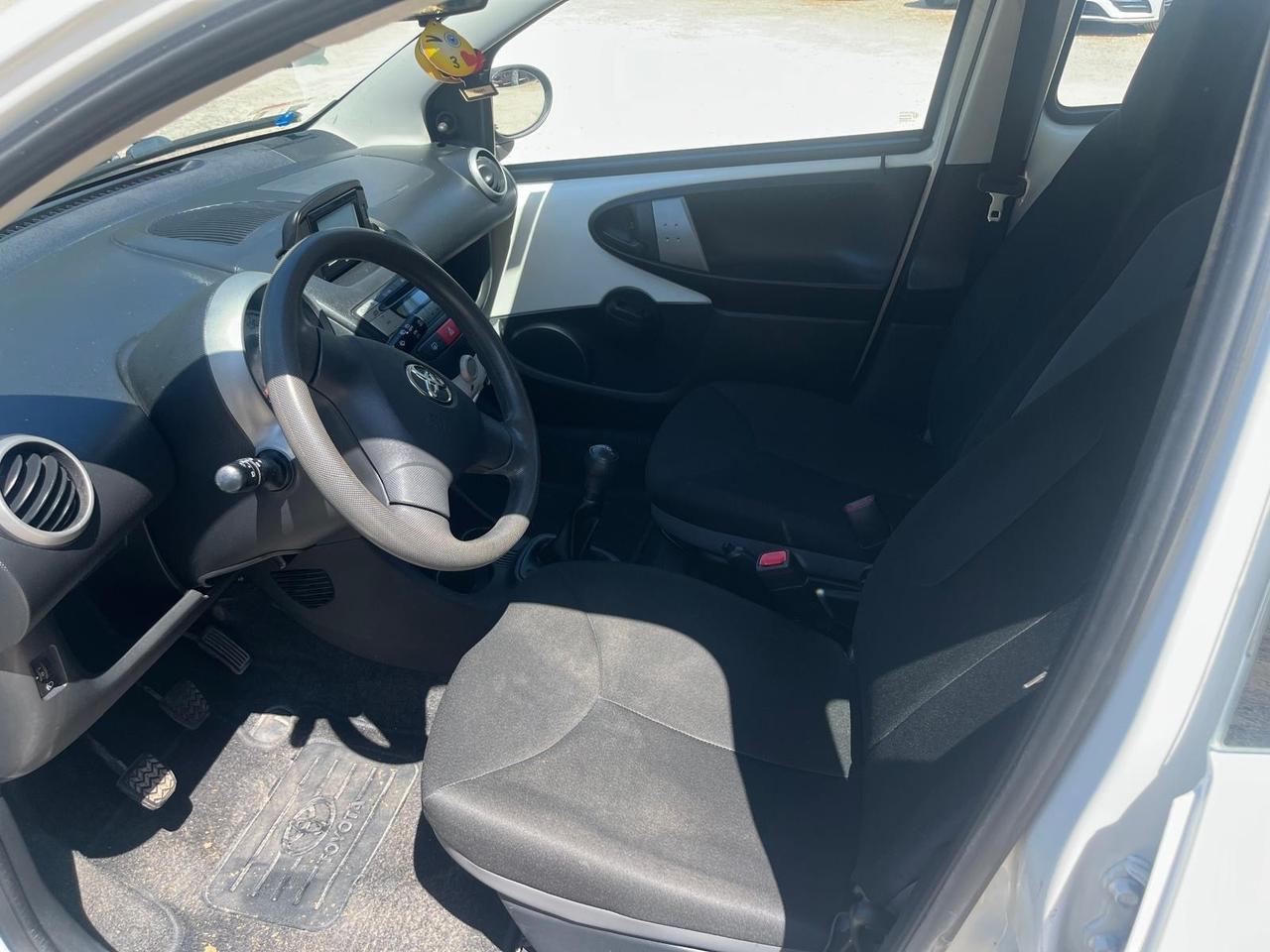 Toyota Aygo 1.0 12V VVT-i 5 porte Lounge Connect