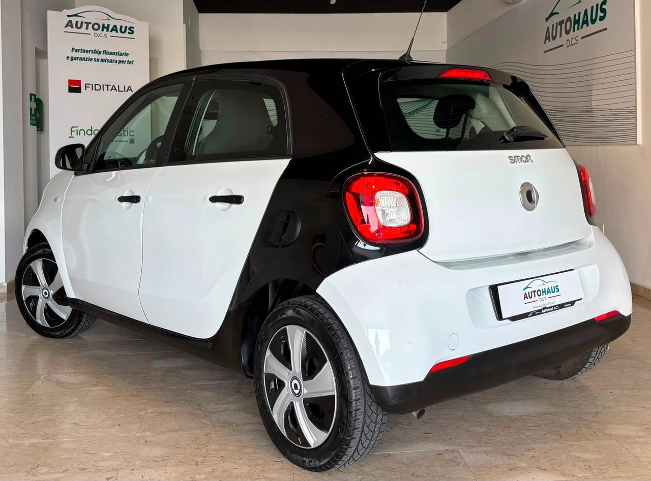 Smart ForFour 1.0 benzina 71 CV