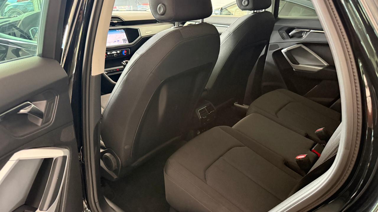 AUDI Q3 SPORTBACK TDI S TRONIC