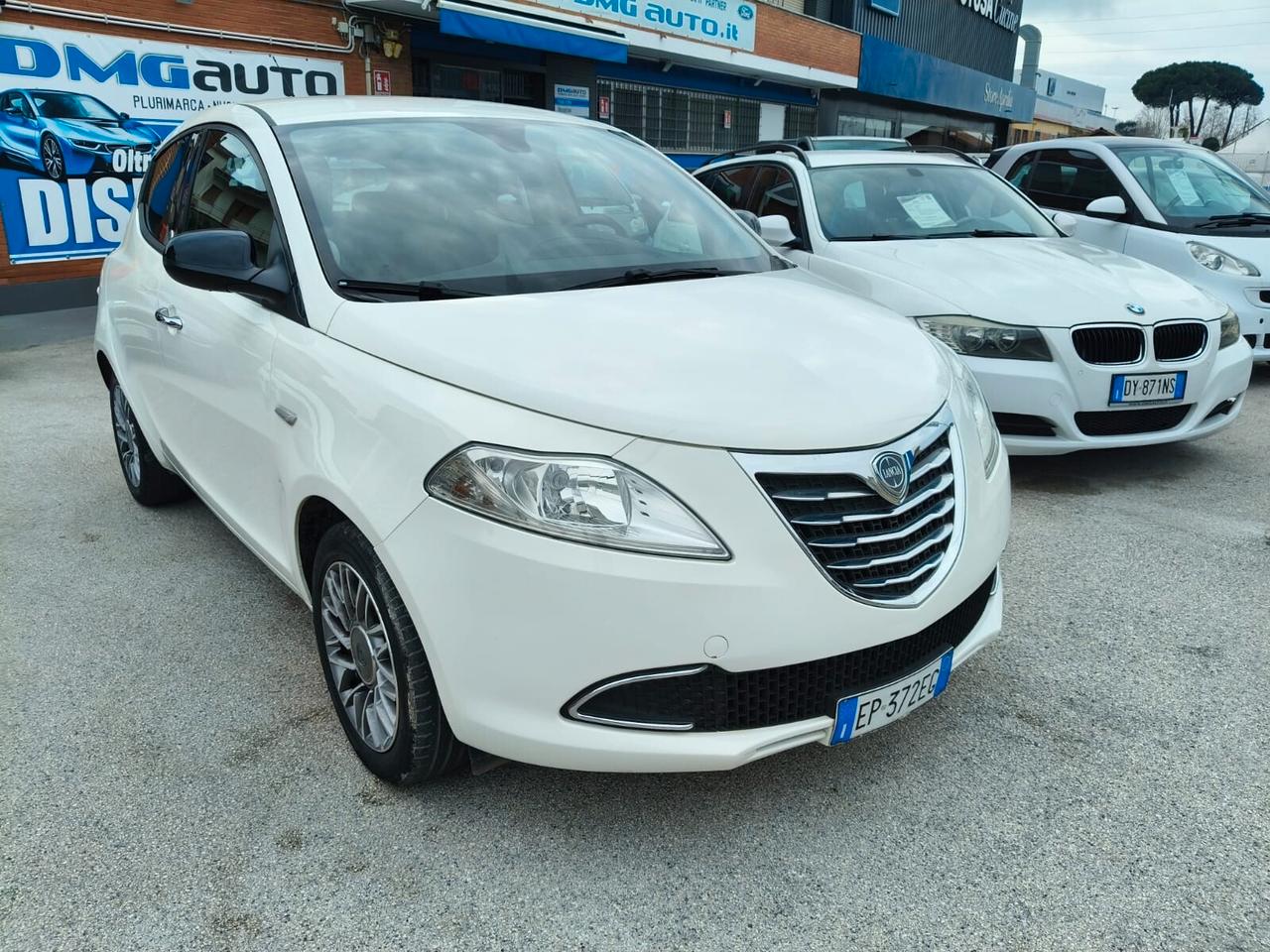 Lancia Ypsilon 1.2 69 CV 5 porte GPL Ecochic Silver