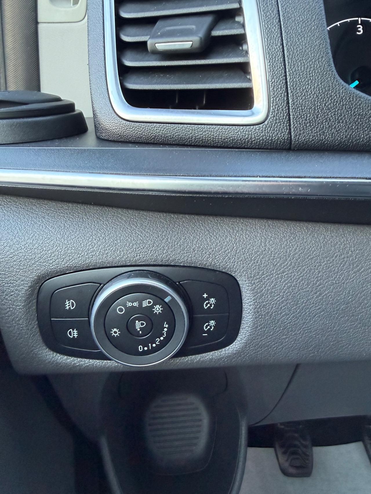 Ford Tourneo Custom 320 2.0 EcoBlue 185CV MHEV PL c/sollev. Tit.