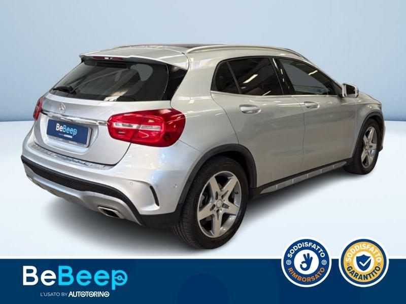Mercedes-Benz GLA 200 D (CDI) PREMIUM 4MATIC AUTO