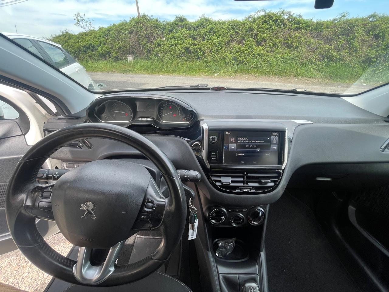 Peugeot 208 BlueHDi 75 5 porte allure POCHI KM !!eu6B!!