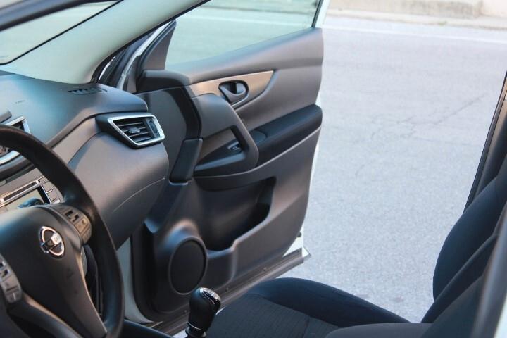 Nissan Qashqai 1.2 DIG-T ESTETICA DA AUTO NUOVA UNICO UTILIZZATORE BENZINA CLIMATIZZATA