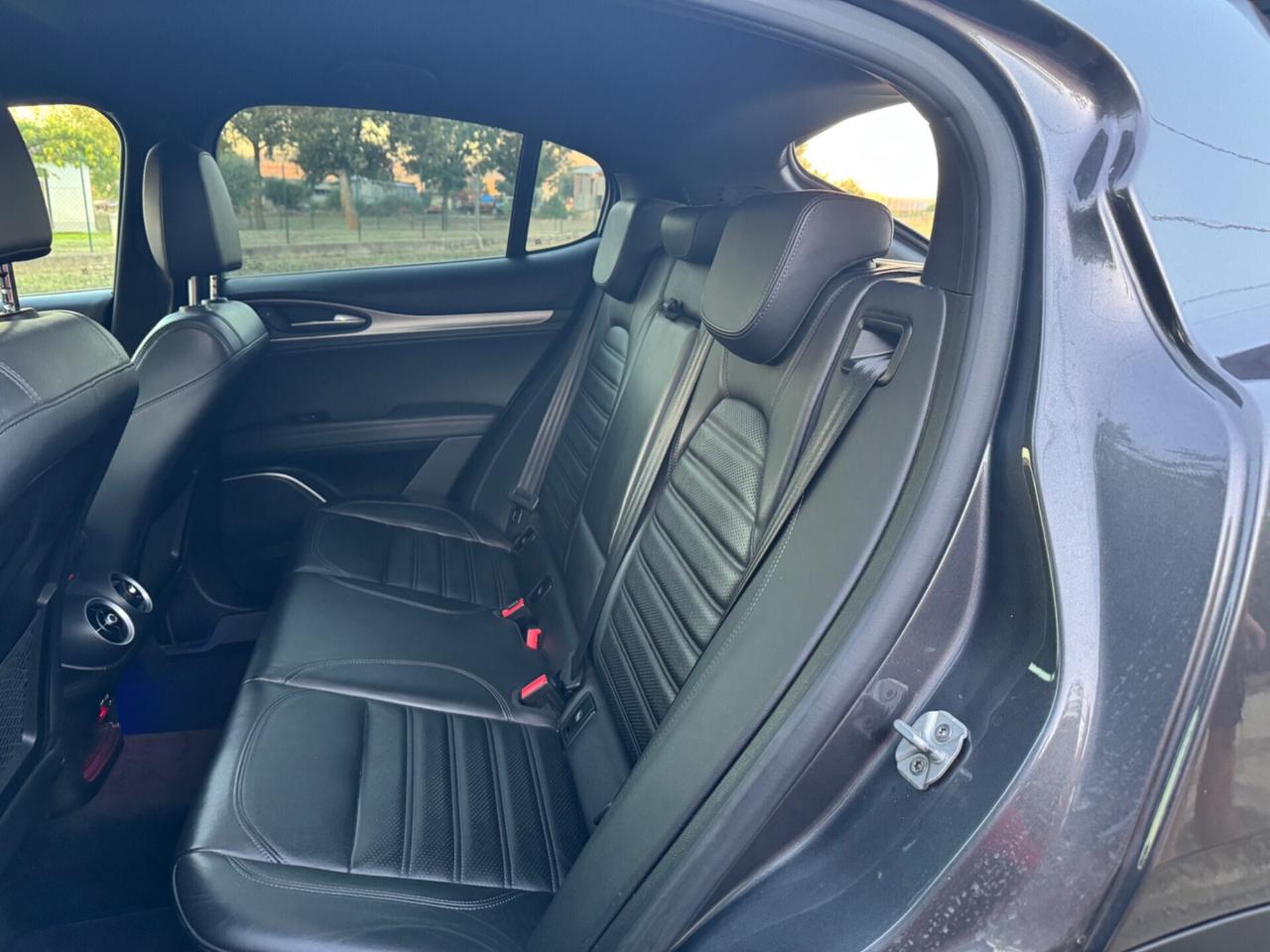 Alfa Romeo Stelvio 2.2 Turbodiesel 210 CV AT8 Q4 Executive