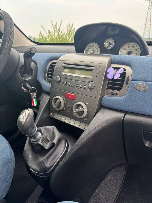 Lancia Ypsilon CINGHIA + FRIZIONE FATTI -NEOP. 1.2 Oro