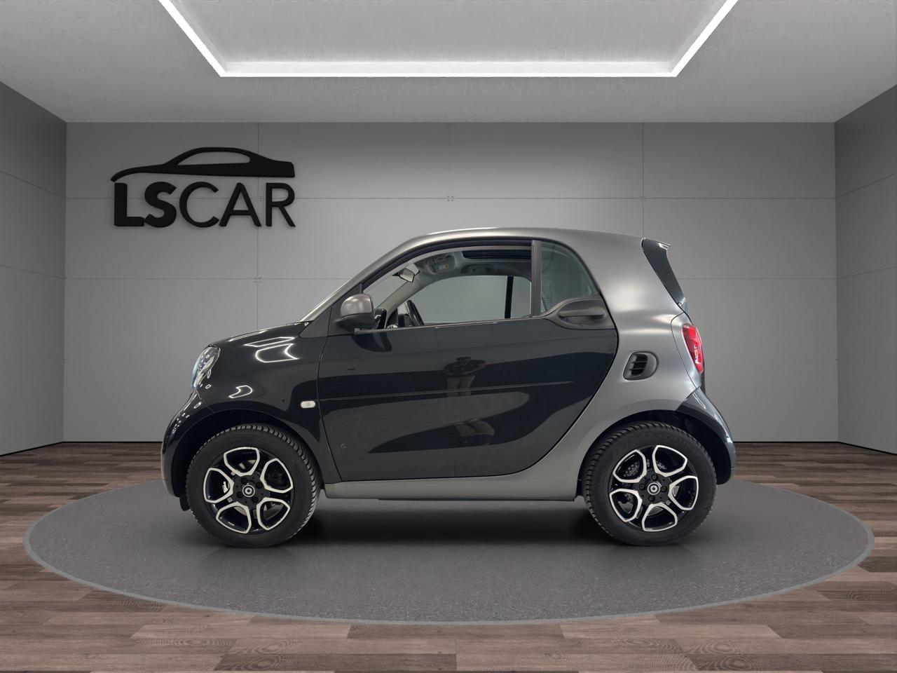Smart fortwo coupe Fortwo 1.0 Prime - Unipro - Promo Finanziamento - Schermo Touch - Sedili riscaldabili - Interni in pelle - Tetto panoramico