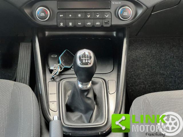 KIA Carens 1.7 CRDi 115 CV Class -7 POSTI-