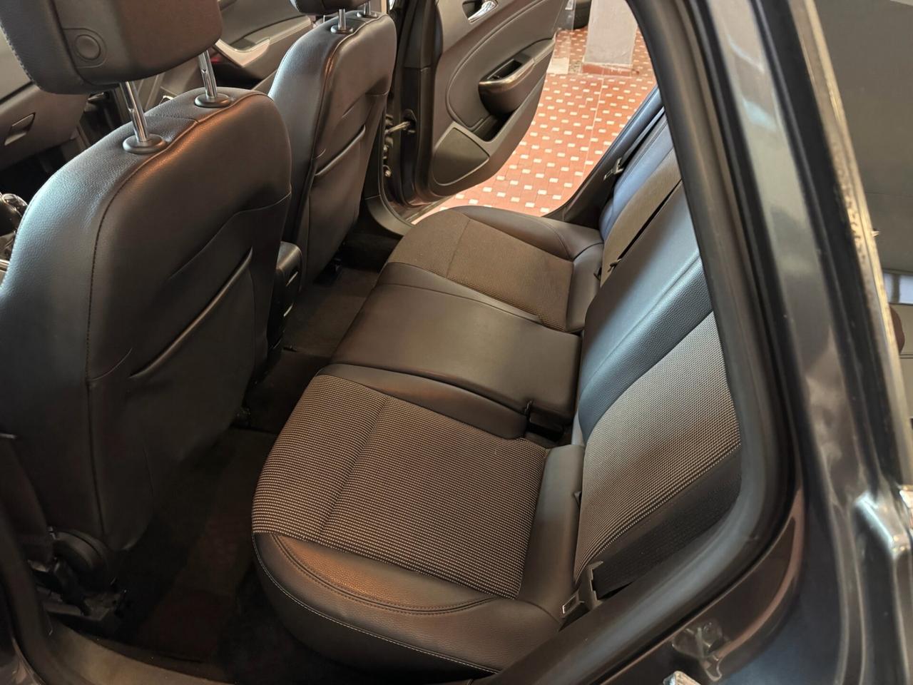 Opel Astra 1.4 Turbo 140CV Sports Tourer Cosmo - UNICO PROPRIETARIO