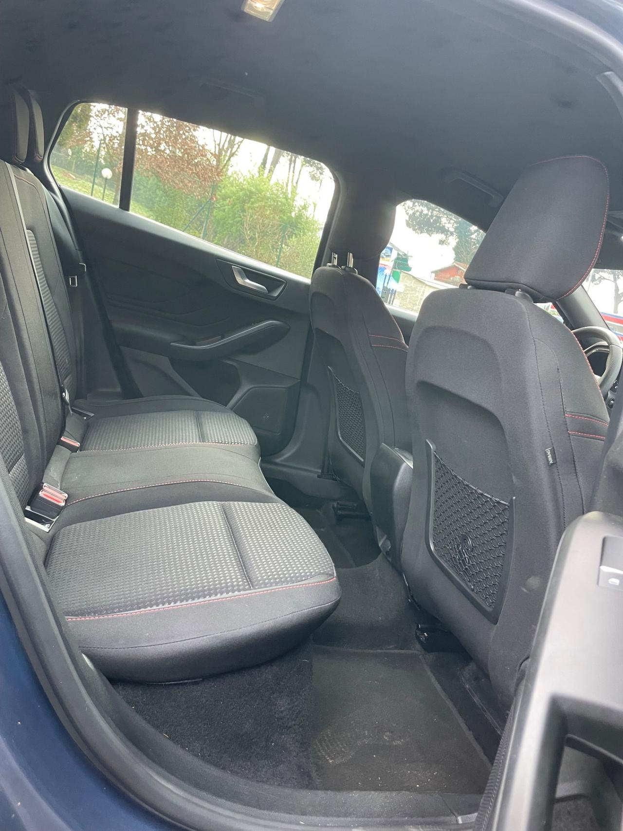 Ford Focus 1.0 EcoBoost Hybrid 125 CV SW ST-Line