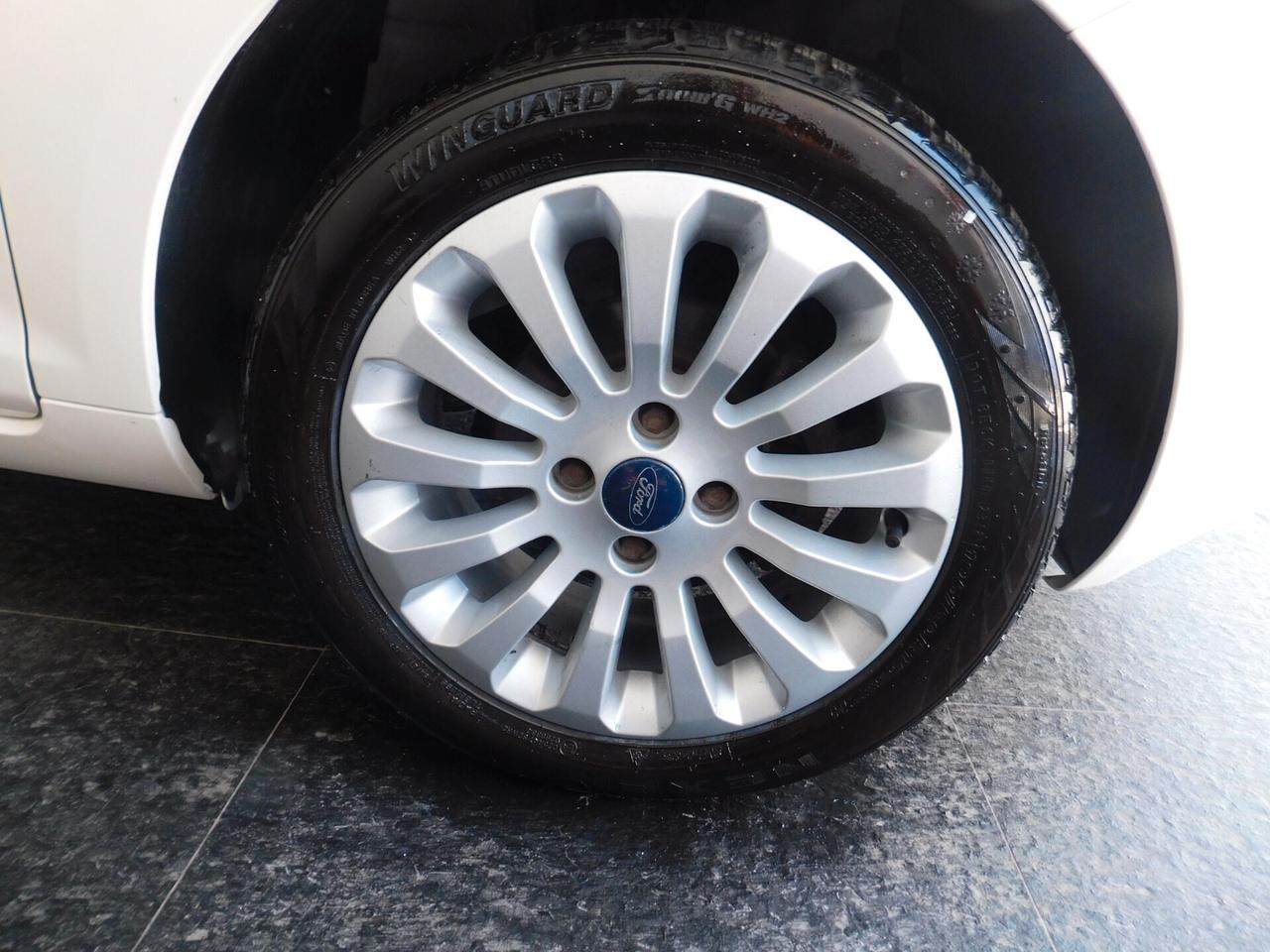 Ford Ka 1.2 8V 69CV Titanium