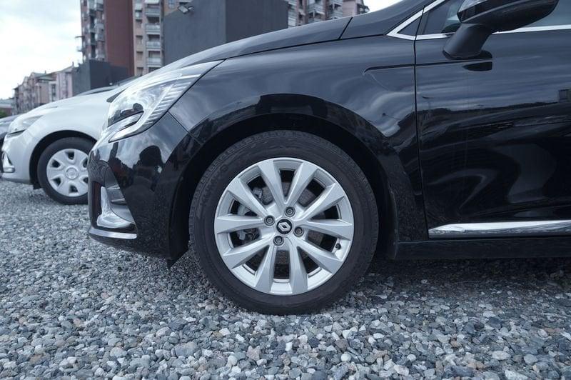 Renault Clio 1.6 E-Tech hybrid Intens 140cv auto my21