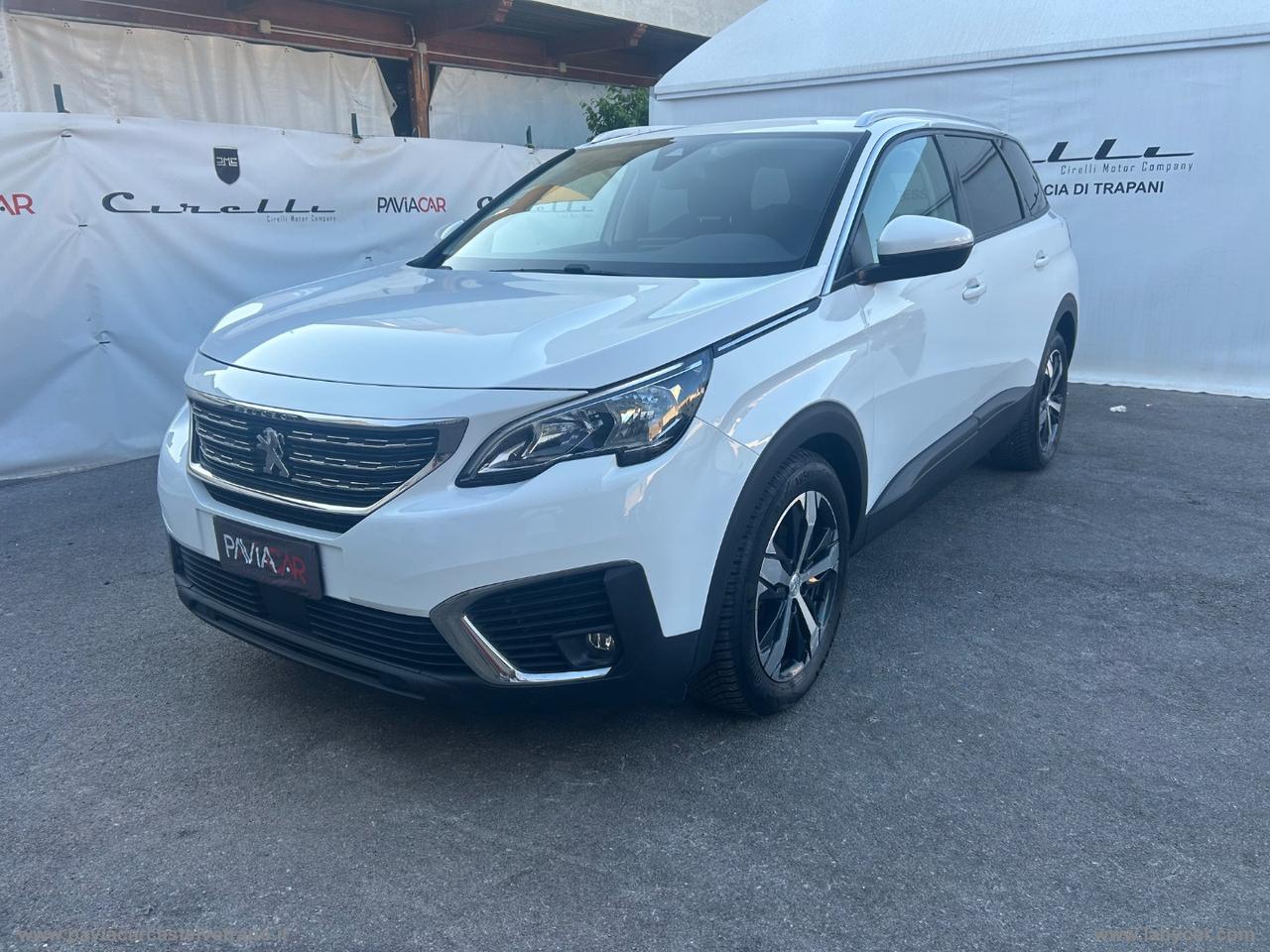 PEUGEOT 5008 BlueHDi 130 S&S EAT8 Business