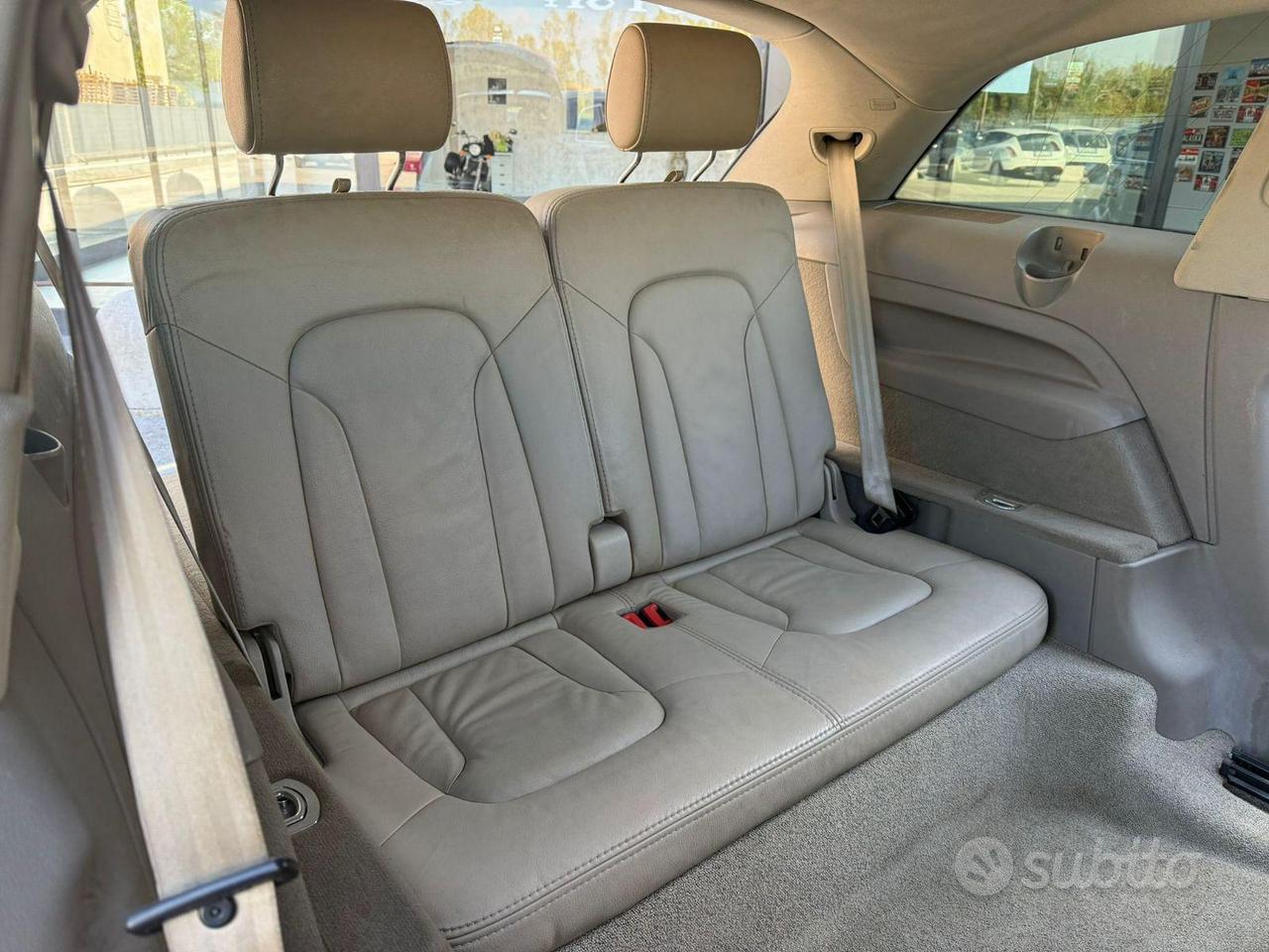 AUDI Q7 3.0 D 7 POS 2009 12 MESI DI GARANZIA