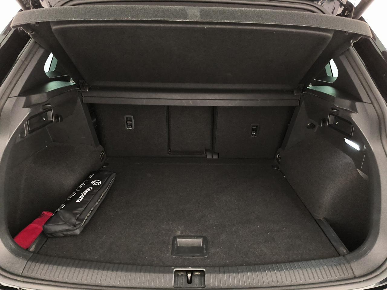 Volkswagen Tiguan 2.0 tdi r-line 150cv dsg