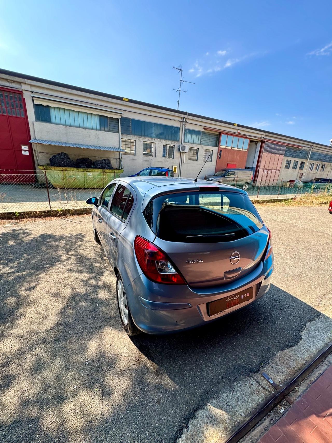 Opel Corsa 1.2 5 porte Easytronic Cosmo