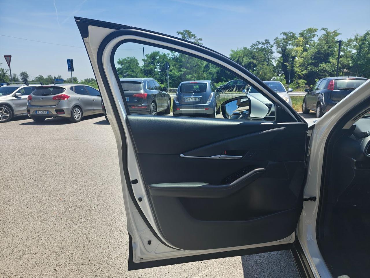 Mazda CX-30 Evolve 2.0 E-SkyActiv-G MHEV #11379
