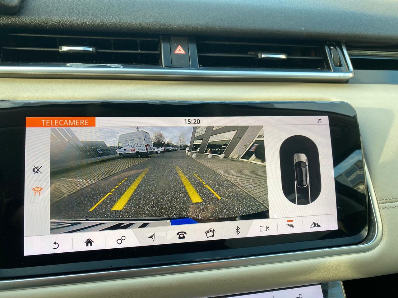 Land Rover Range Velar 2.0 TD4 180 CV R-Dynamic HSE