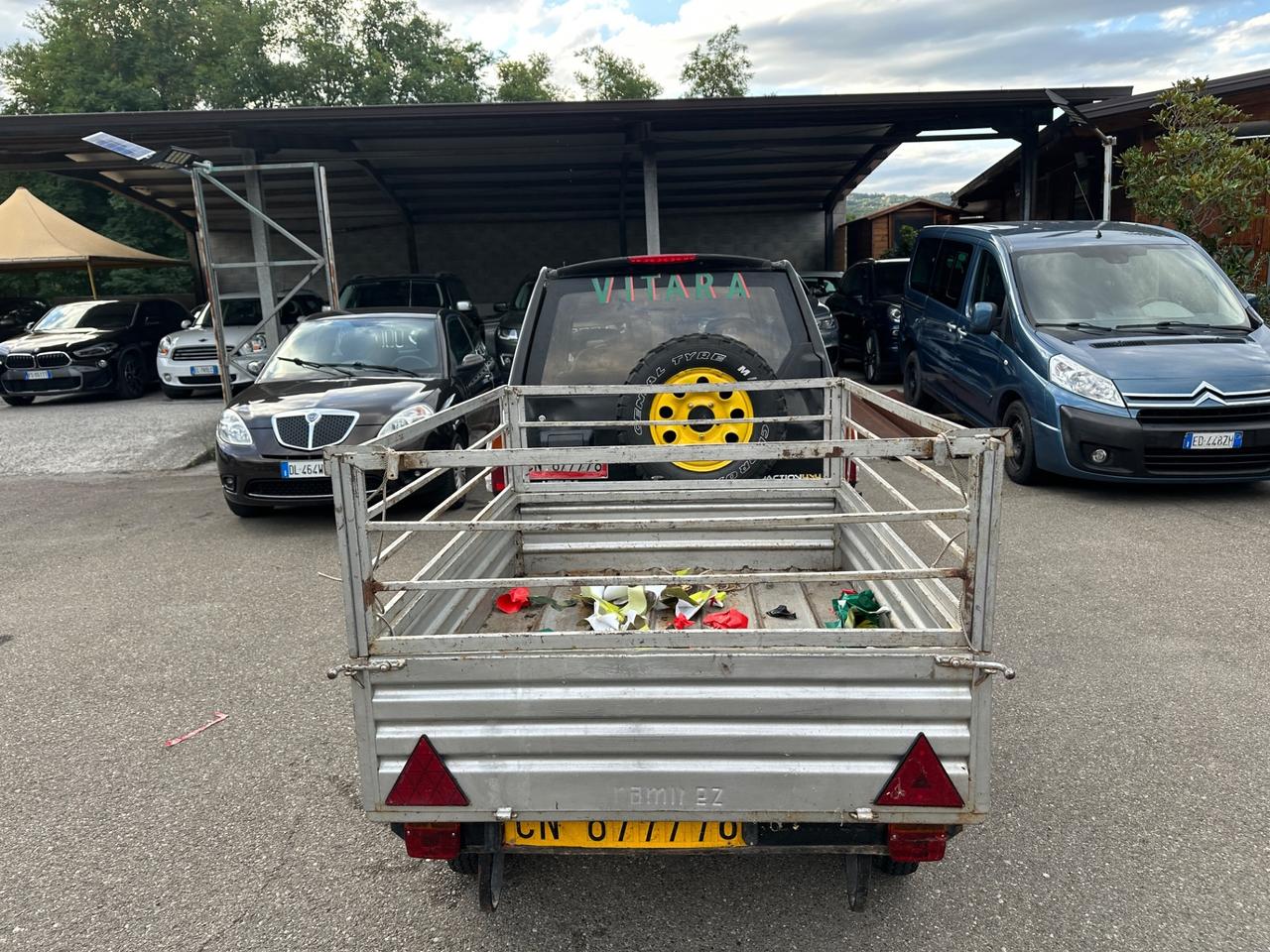 Suzuki Vitara 1.6 con carrello omologato