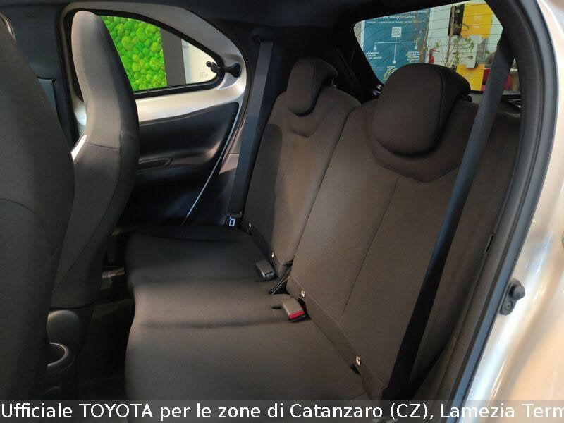 Toyota Aygo X 1.0B (72 CV) Trend Air S-CVT