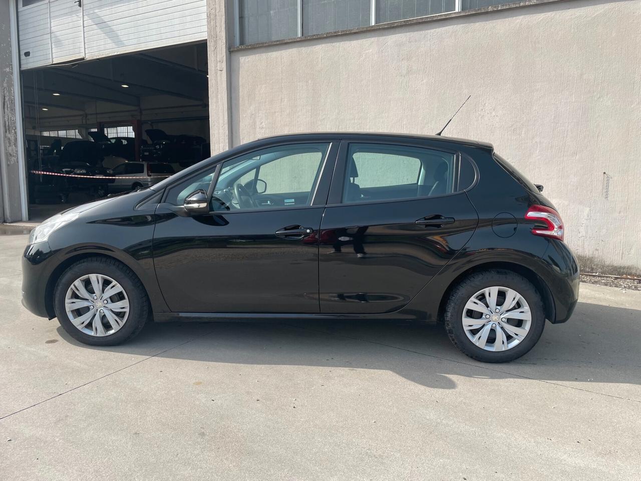 PEUGEOT 208 1.2 VTi 82 CV ACTIVE – 5 PORTE