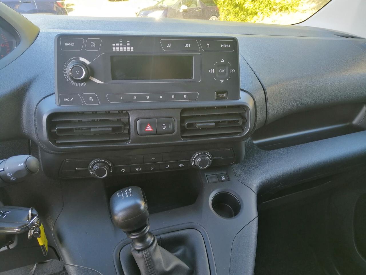 Peugeot Partner BlueHDi 100 cv