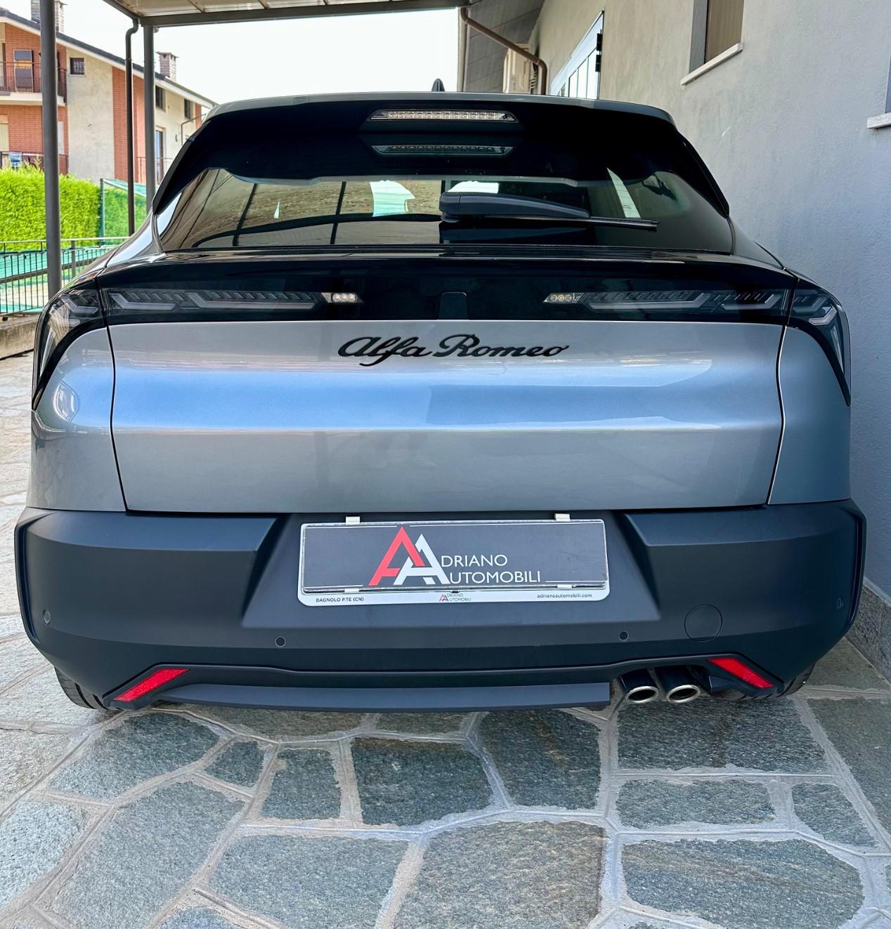 Alfa Romeo Junior 1.2 ibrida 145cv edct6