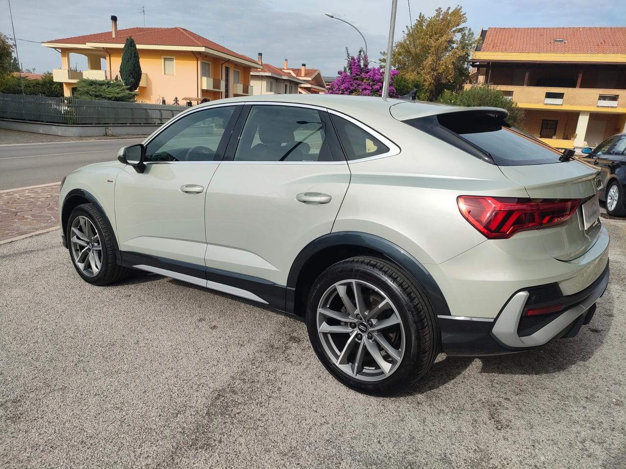 Audi Q3 SPB 40 TDI quattro S tronic S line edition