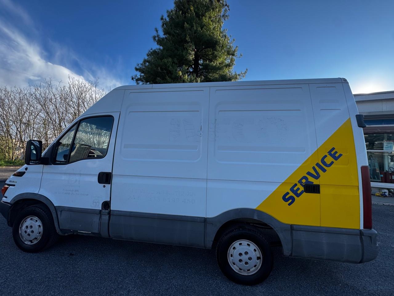 Iveco Daily 35S13 2.8 TDI PC Cabinato