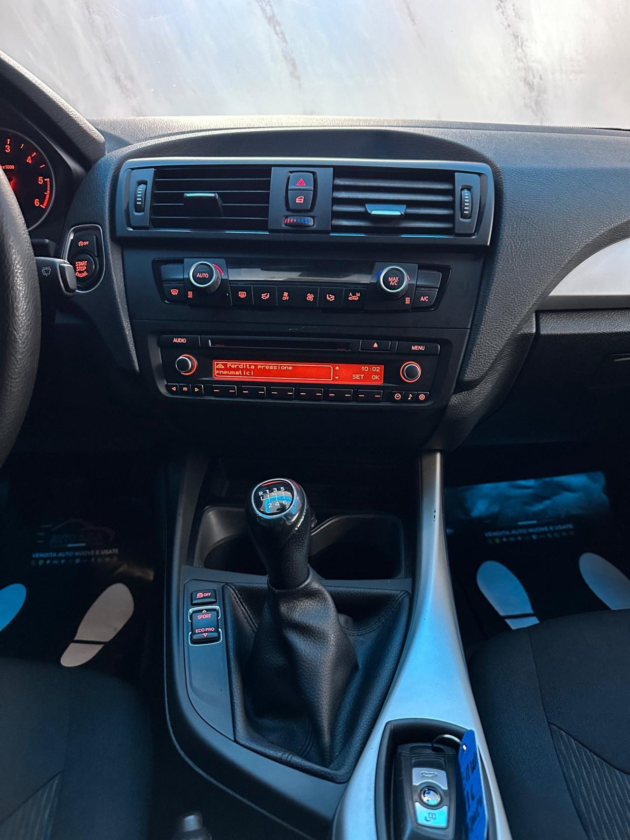 Bmw 116 116d 5p. Urban