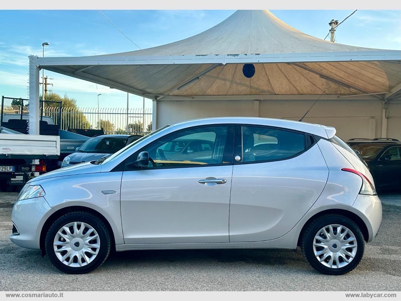 LANCIA Ypsilon 1.2 69 CV 5p. GPL Ecochic Gold
