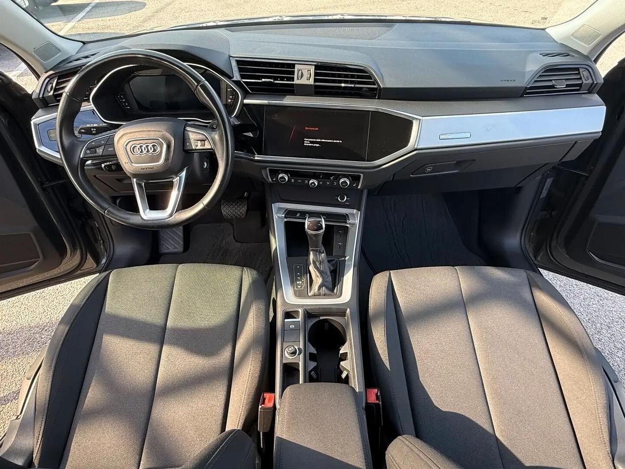 Audi Q3 35 TDI S tronic Business Advanced FARI MATRIX