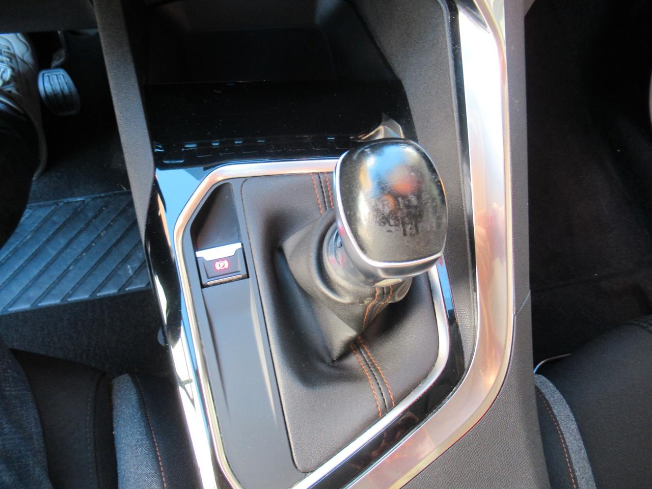 Peugeot 3008 BlueHDi 130 S&S Business