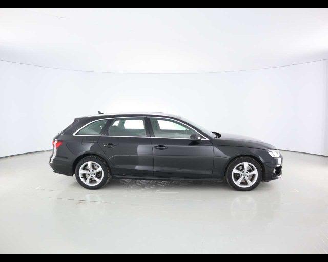 AUDI A4 Avant 35 TDI/163 CV S tronic