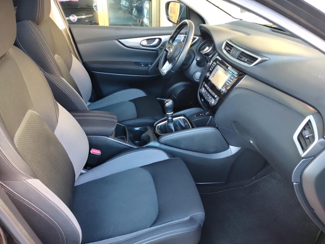 Nissan Qashqai 1.6 dCi N-Connecta