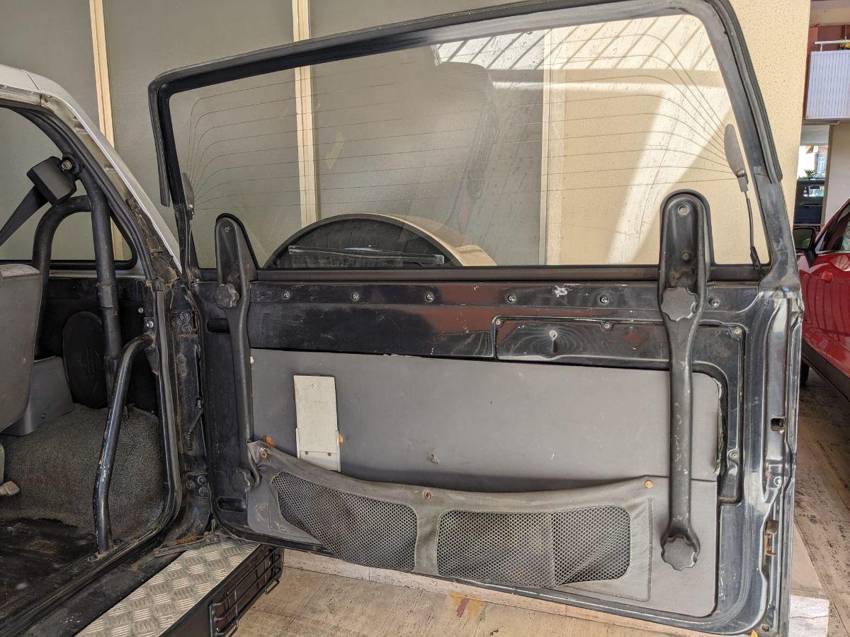 DAIHATSU - Feroza - 1.6i Resin-top Full-Time DX