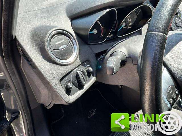 FORD Fiesta Titanium