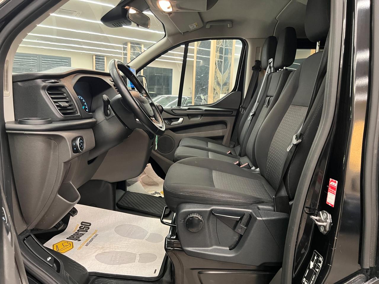 Ford Transit Custom 320 2.0 EcoBlue 130 PL 9 Posti