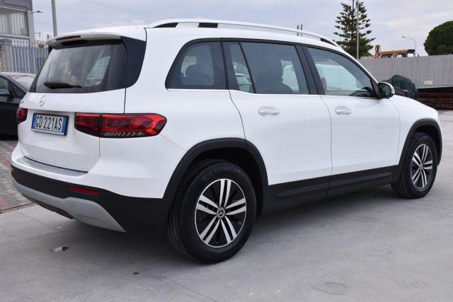 MERCEDES-BENZ GLB 180 d Automatic Sport