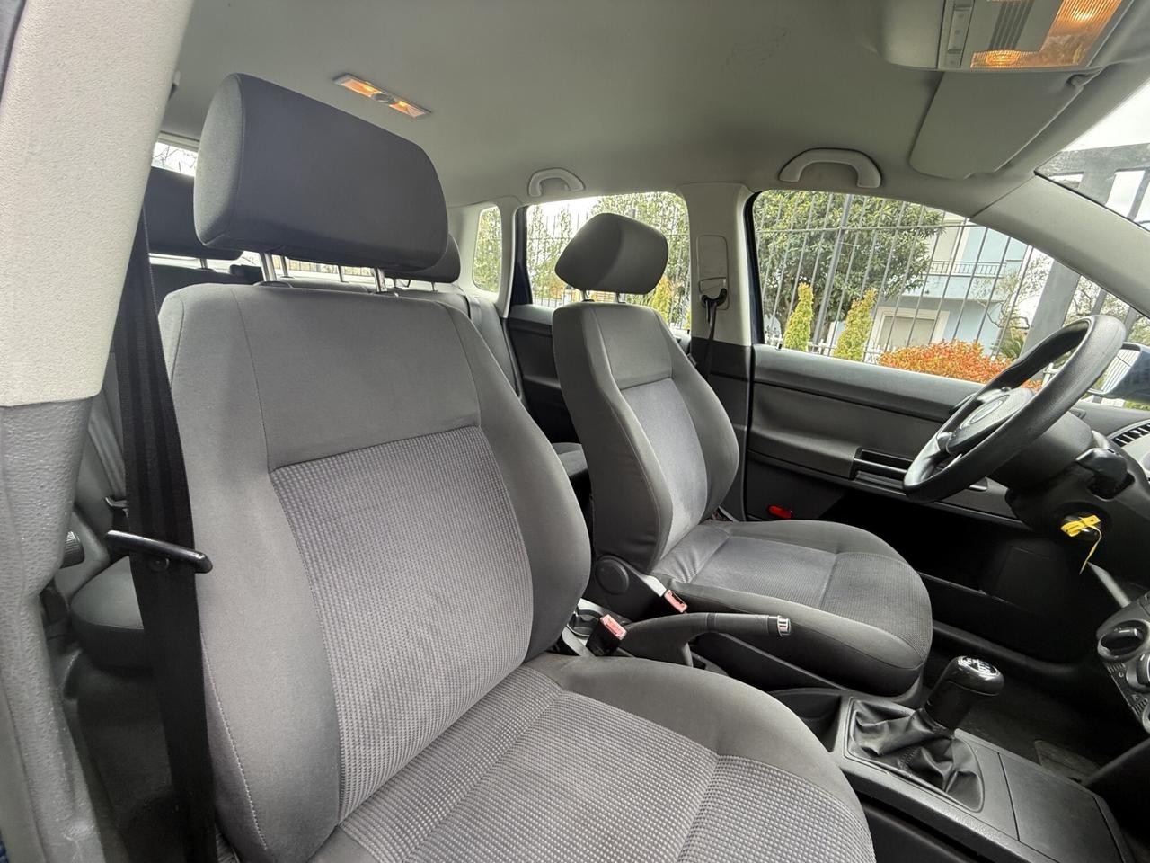 VOLKSWAGEN POLO 4 SERIE 1.4 75 CV 5P. COMFORTLINE