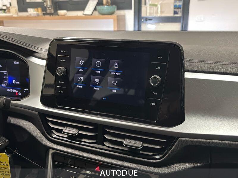 Volkswagen T-Roc I 2022 1.0 tsi Life 110cv